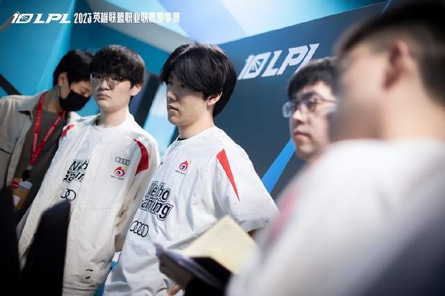 西联赛对于 西联赛对于